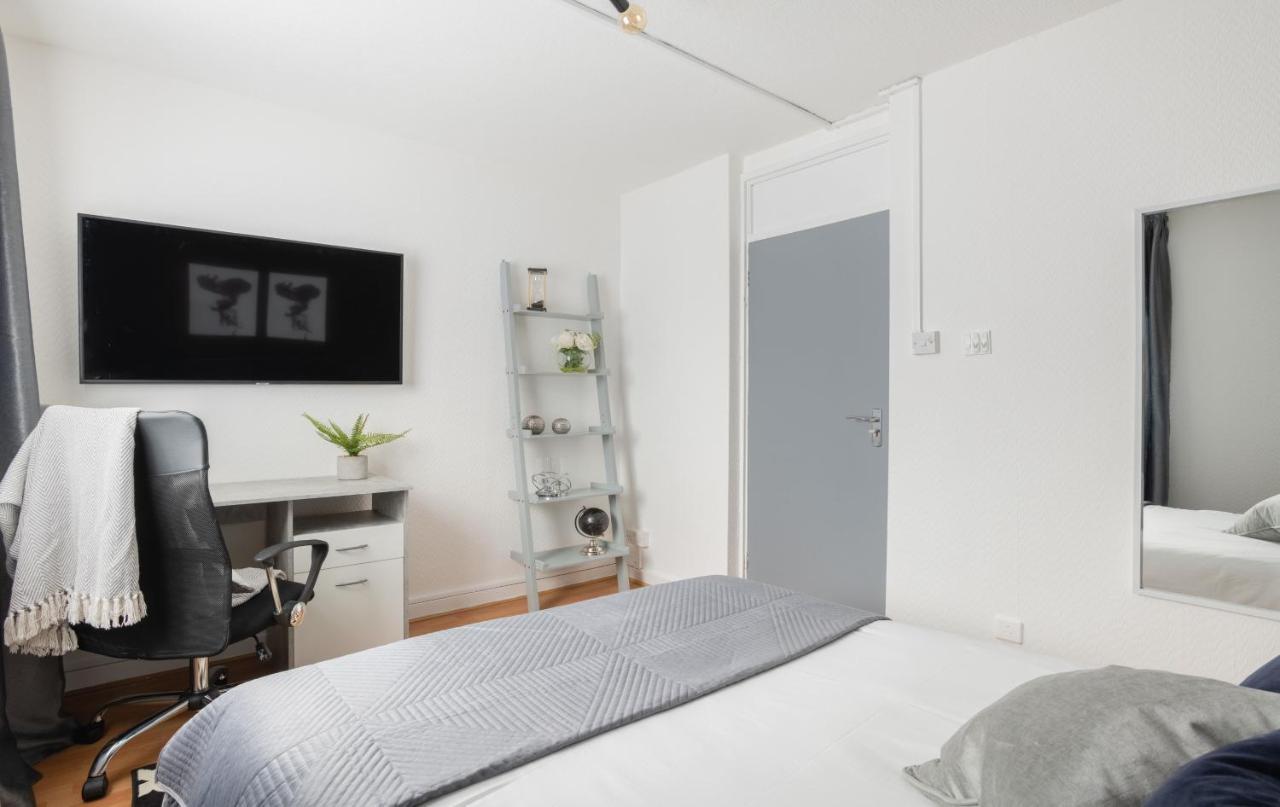 Spacious And Modern 4 Bed Apartment Next To Borough Station Лондон Экстерьер фото