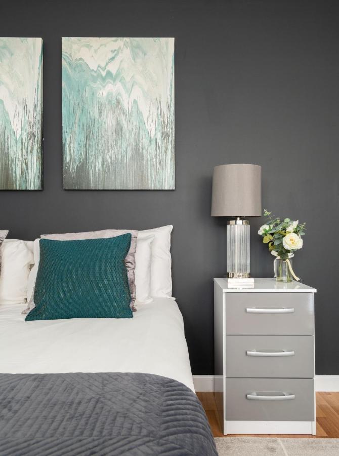 Spacious And Modern 4 Bed Apartment Next To Borough Station Лондон Экстерьер фото